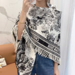 【动物】DIOR 迪奥CD提花logo印花大方巾围巾披肩毛毯三用