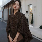 𝐅𝐞𝐧𝐝𝐢 • 𝟐𝟒𝐍𝐞𝐰《FF罗马斗篷》咖色