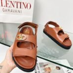 25ss华伦天奴最新款凉鞋棕色 - 图片 2