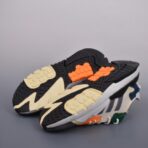 AD Nite Jogger 2024 Boost 三叶草 联名夜行者 浅杏配色 - 图片 3