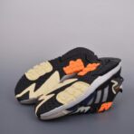 AD Nite Jogger 2024 Boost 三叶草 联名夜行者 黑色拼色 - 图片 3