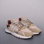 AD Nite Jogger Boost 三叶草 联名夜行者 浅卡其色