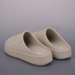 AD 贝壳头 Adidas Originals AdiFOM Superstar Mule包头拖鞋卡其色 - 图片 2