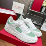 ALENTINO华伦天奴V家Freedots系列 情侣款 铆钉 休闲 运动鞋 滑板鞋 白绿配色 - 图片 4