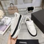 CHANEL 2023B 秋冬系列帆布皮革拼接厚底休闲板鞋（黑白熊猫配色款）