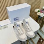 BURBERRY 皮革拼格纹 Terrace 运动鞋（男士 FW25 款）白色