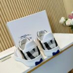 BURBERRY 皮革拼格纹 Terrace 运动鞋（男士 FW25 款）白色 - 图片 3