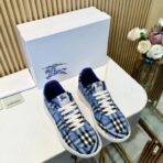BURBERRY 皮革拼格纹 Terrace 运动鞋（男士 FW25 款）蓝色