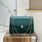 BVLGARI 宝格丽 Serpenti Forever 系列祖母绿色小牛皮蛇头链带斜挎包