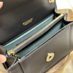 BVLGARI 宝格丽 Serpenti Forever 系列黑色小牛皮蛇头斜挎包 - 图片 4