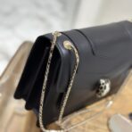 BVLGARI 宝格丽 Serpenti Forever 系列黑色小牛皮蛇头链带斜挎包 - 图片 4