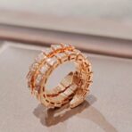 BVLGARI宝格丽Serpenti Viper系列窄版灵蛇满钻3圈蛇骨戒指 - 图片 2