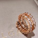 BVLGARI宝格丽Serpenti Viper系列窄版灵蛇满钻3圈蛇骨戒指 - 图片 3