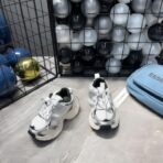 Balenciaga 3XL Sneaker（童鞋款）黑白灰撞色 - Image 4