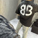 Balenciaga巴黎世家 BLCG24ss重工水洗做旧破损大双B涂鸦短袖T恤1