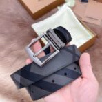 Burberry 男士双面格纹拼皮革针扣腰带 - Imagem 2