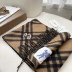 Burberry·蛇logo爆款巴宝莉格子围巾 棕色
