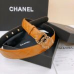 CHANEL（香奈儿）棕色菱格纹皮革铆钉双 C 扣腰带