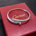 Cartier 卡地亚满钻钉子镶钻手镯