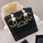 Chanel 21fw 中古系列山茶花经典双C系列胎牛皮链条大耳环