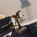 Chanel 21fw 中古系列山茶花经典双C系列胎牛皮链条大耳环 - 图片 4