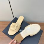 Chanel 小香24ss春夏新品山茶花拖鞋黄色 - 图片 2