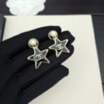 Chanel 黑色珐琅水钻双 C 星星珍珠耳钉 - 图片 2