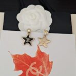 Chanel 黑色珐琅水钻双 C 星星珍珠耳钉 - 图片 3