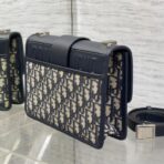 Christian Dior Bobby Medium 蓝色 Oblique 老花帆布配皮银扣单肩斜挎包 - Imagem 2