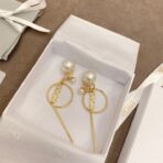 DIOR 21新款CD圆圈珍珠耳环 - Image 2