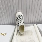 Dior B23 Low-Top Sneaker with Black and White Art Print（迪奥 B23 低帮艺术印花帆布鞋）黑白印花配色 - 图片 2