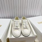 Dior B23 Low-Top Sneakers 米白色全刺绣 Oblique 老花图案平底休闲运动鞋