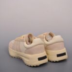 Fear Of God x AD Athletics Runner Los Angeles 运动跑系列 卡其白配色 - Imagem 4