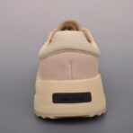 Fear Of God x AD Athletics Runner Los Angeles 运动跑系列 卡其白配色 - Imagem 2