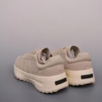 Fear Of God x AD Athletics Runner Los Angeles 运动跑系列沙色 - 图片 2