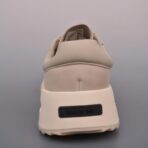 Fear Of God x AD Athletics Runner Los Angeles 运动跑系列沙色 - 图片 4