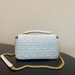 Fendi Baguette FF Embossed 小牛皮手提单肩包 - 图片 3