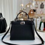 Fendi Peekaboo Iconic Small 黑色 Cuoio Romano 皮革手提斜挎包