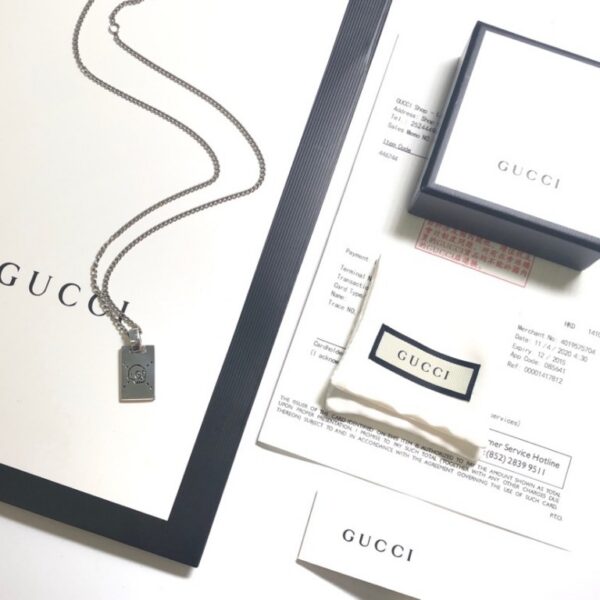 GucciGhost小鬼精灵 骷髅 双面方牌项链