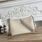 Hermès Berlingot 奶昔白色 Togo 牛皮单肩斜挎包