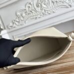 Hermès Berlingot 奶昔白色 Togo 牛皮单肩斜挎包 - 图片 4