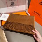 Hermes  爱马仕双边配色围巾 棕色款