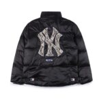 MLB 联名款蟒纹刺绣字母羽绒服