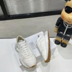 MM6 Maison Margiela Runner 系列复古老爹休闲运动鞋（纯白色情侣款） - 图片 3