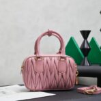 Miu Miu Matelassé Mini Coffer 粉色绗缝小羊皮手提斜挎包 - 图片 4