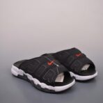 NKAIR MORE Uptempo Slide 皮蓬拖鞋系列 “大AIR”黑白红