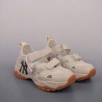 New York Yankees x MLB Big Ball Chunky Mask Sandal 系列厚底老爹风魔术贴镂空休闲运动慢跑凉鞋