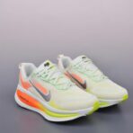 Nike Air Zoom Vomero 18  浅绿