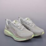 Nike Air Zoom Vomero 18 灰绿配色