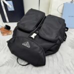 Prada Re-Nylon 降落伞尼龙双前袋金属扣双肩背包